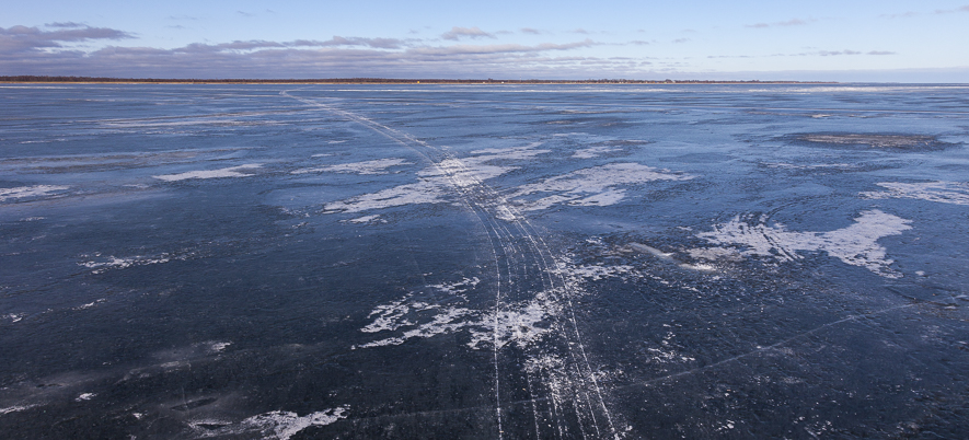 Когда растает лед на озерах: инфо о необходимости и безопасности рыбалки